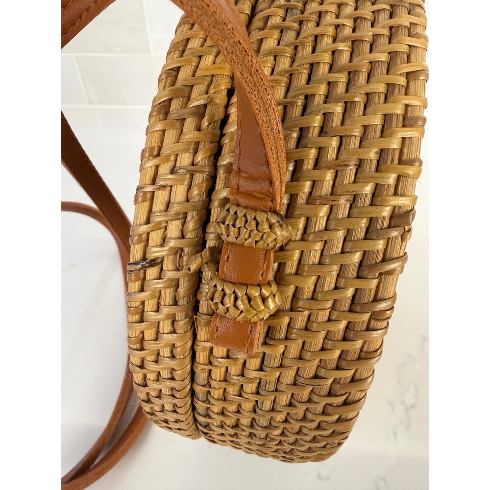 Crossbody Bag Round Rattan 8" Brown Boho Woven Batik Canteen Purse - Picture 9 of 10